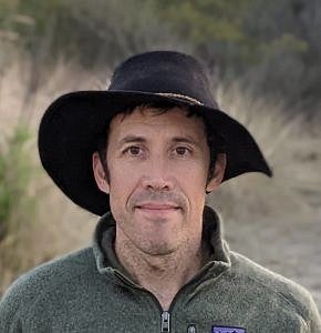 Headshot of Peter Ralph